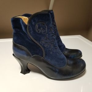 Rare John Fluevog Baroque Booties